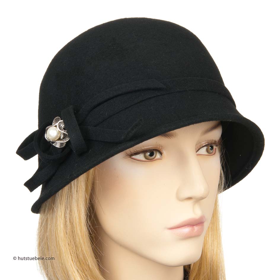 HUTTER - cappello invernale per le donne con un´ elegante applicazione