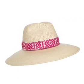 Cappello Panama BORSALINO: eleganza e chic etnico Cappello Panama BORSALINO: eleganza e chic etnico